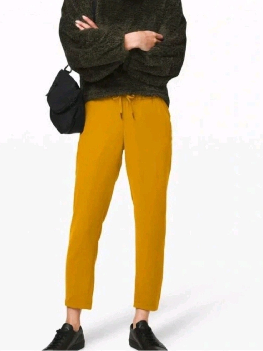 Lululemon Women’s On the Fly 7/8 Pant Woven Fools Gold Yellow Drawstring Sz 2